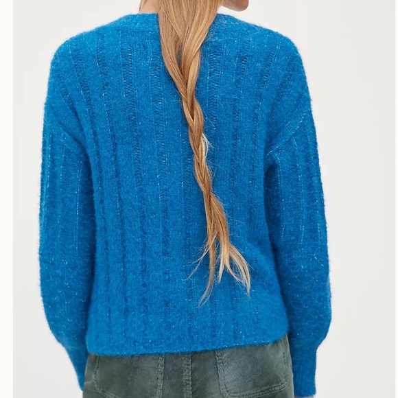 Anthropologie Pilcro NEW Maggie Blue Fuzzy Cozy V-neck Sweater - Picture 3 of 14